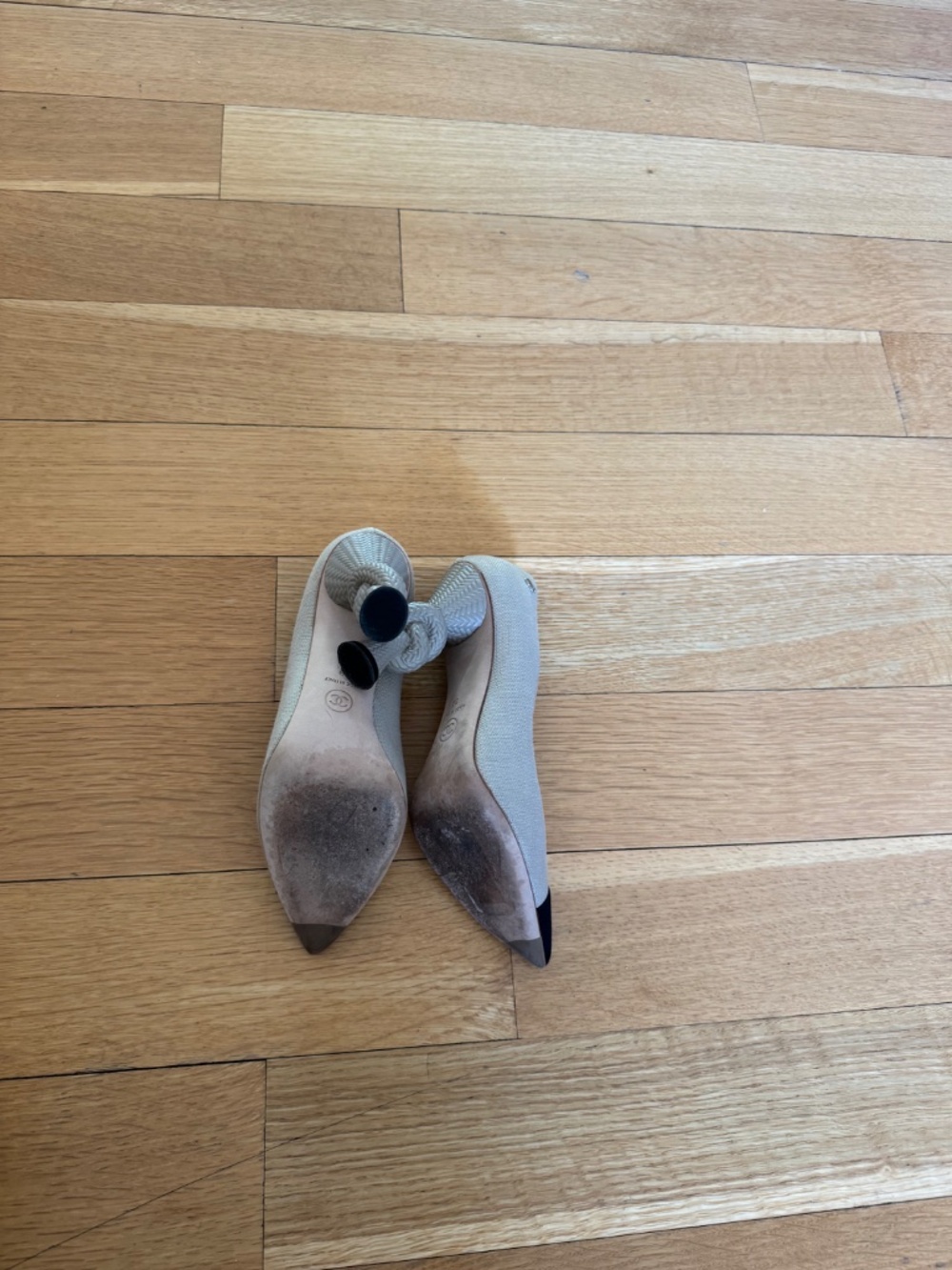 Chanel Colorblock Pattern Pumps - Picture 13 of 13